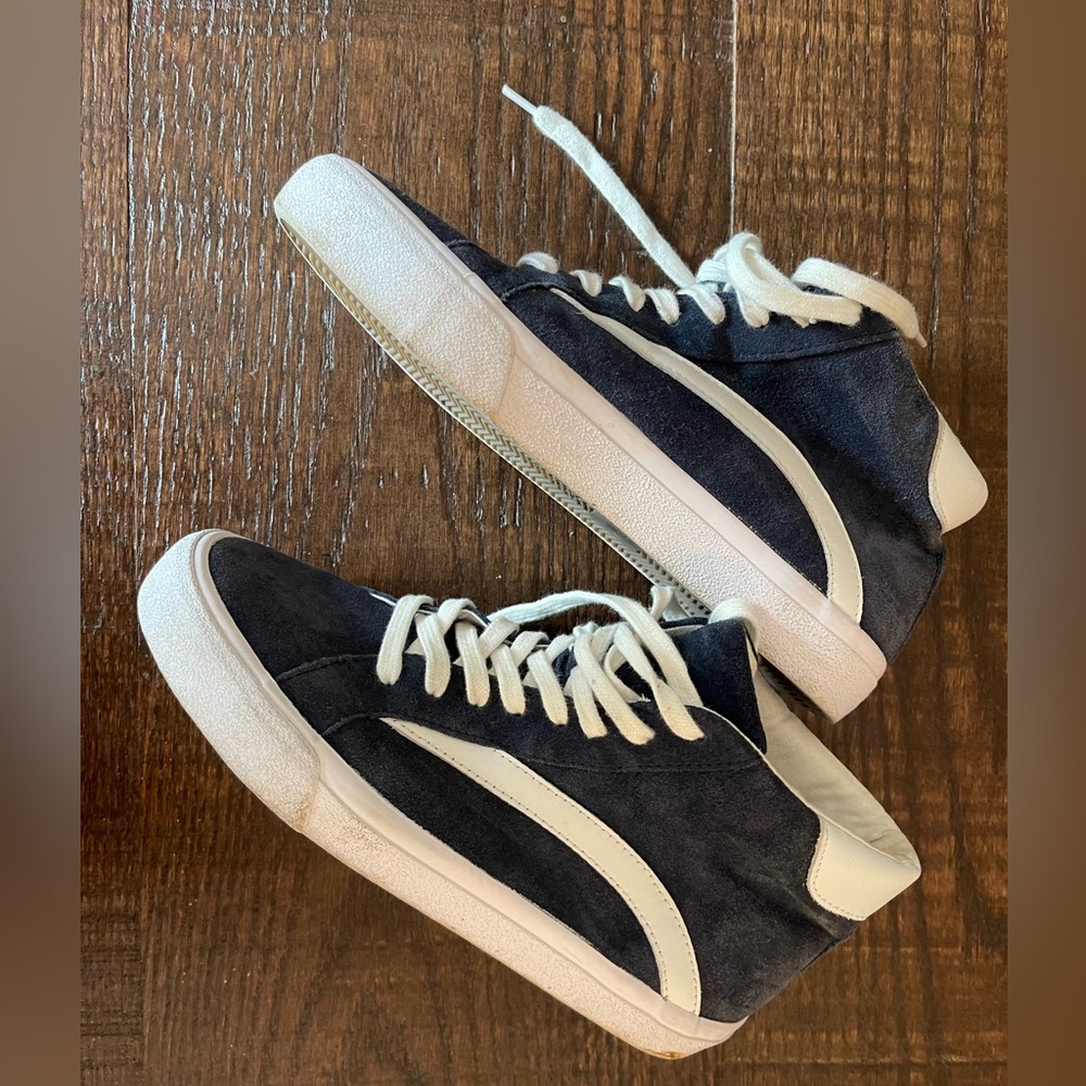 Madewell Navy suede high tops, size 8 (Women’s) and 6.5 (men’s)